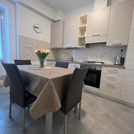 Casa Anna Apartment Bardolino Bagian luar foto