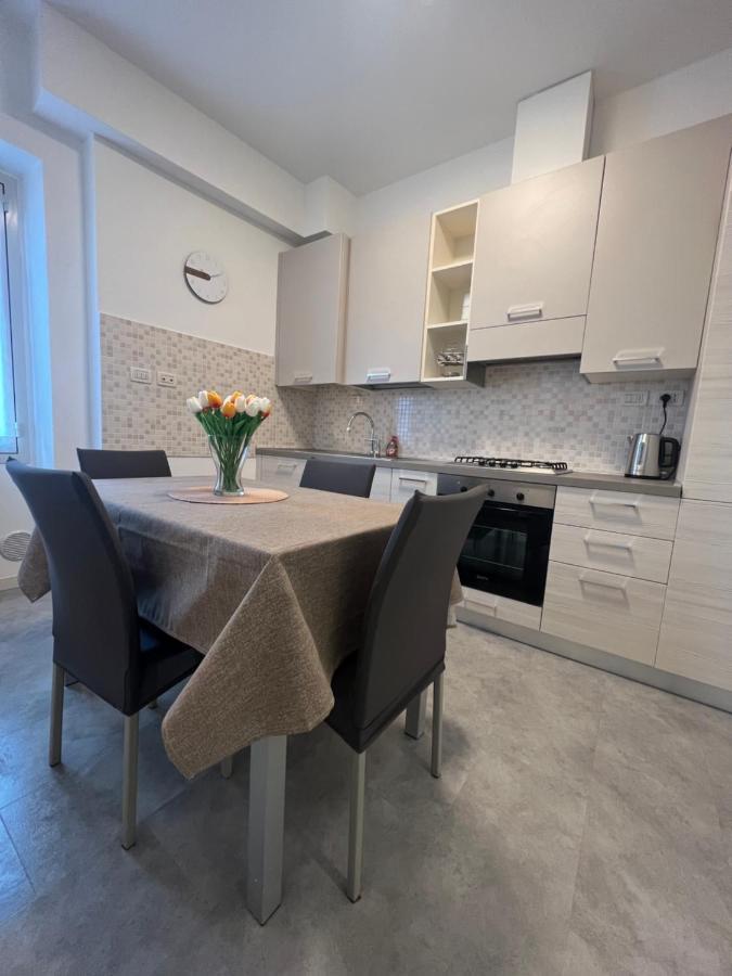 Casa Anna Apartment Bardolino Bagian luar foto